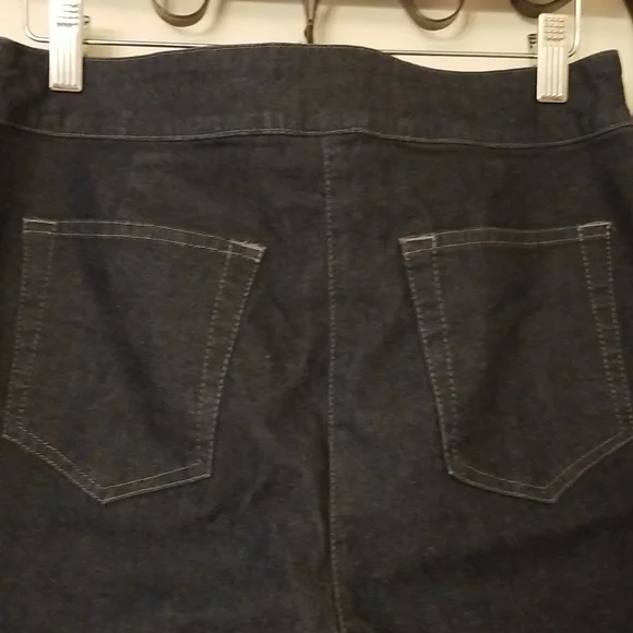 Eileen Fisher women's jeans small petite - Picture 6 of 7